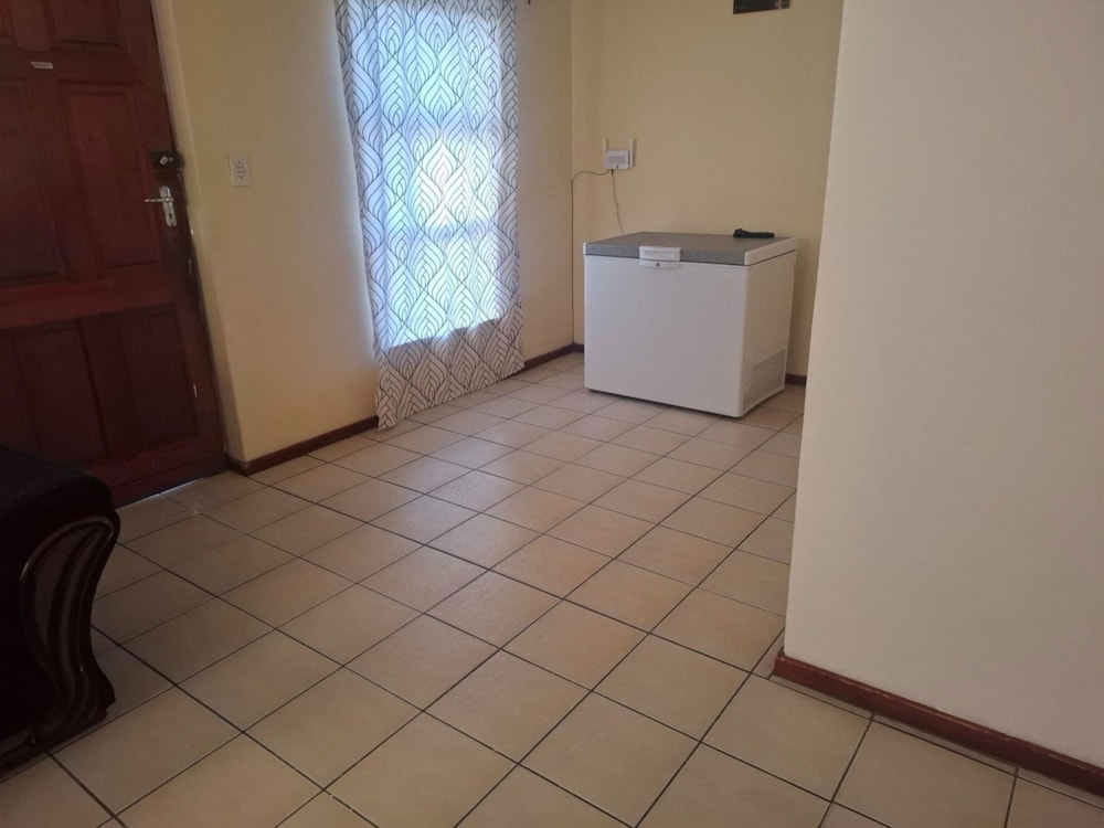 House to rent in Weltevreden Valley - 1MN1747138 House to rent in Weltevreden Valley - 1MN1747138