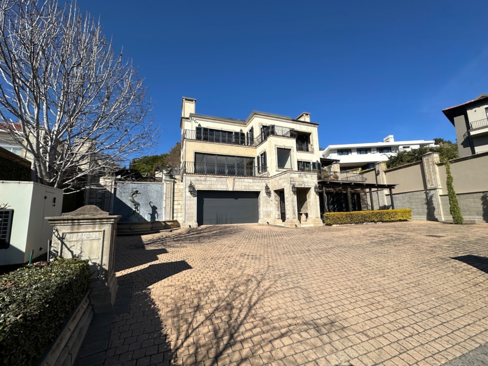 House for sale in Waterkloof Ridge - PT1744677 House for sale in Waterkloof Ridge - PT1744677