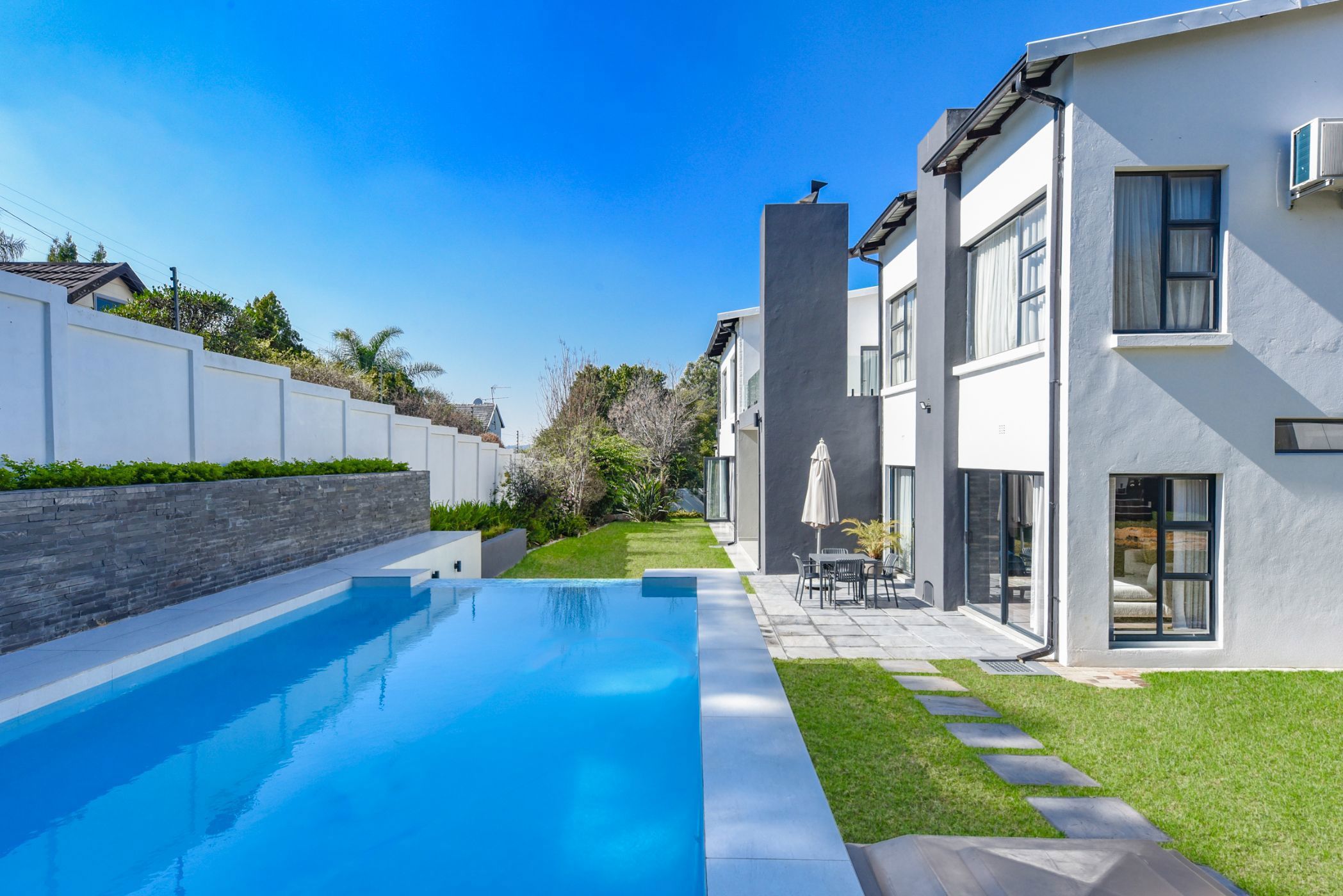 Cluster for sale in Bryanston - HP1744805