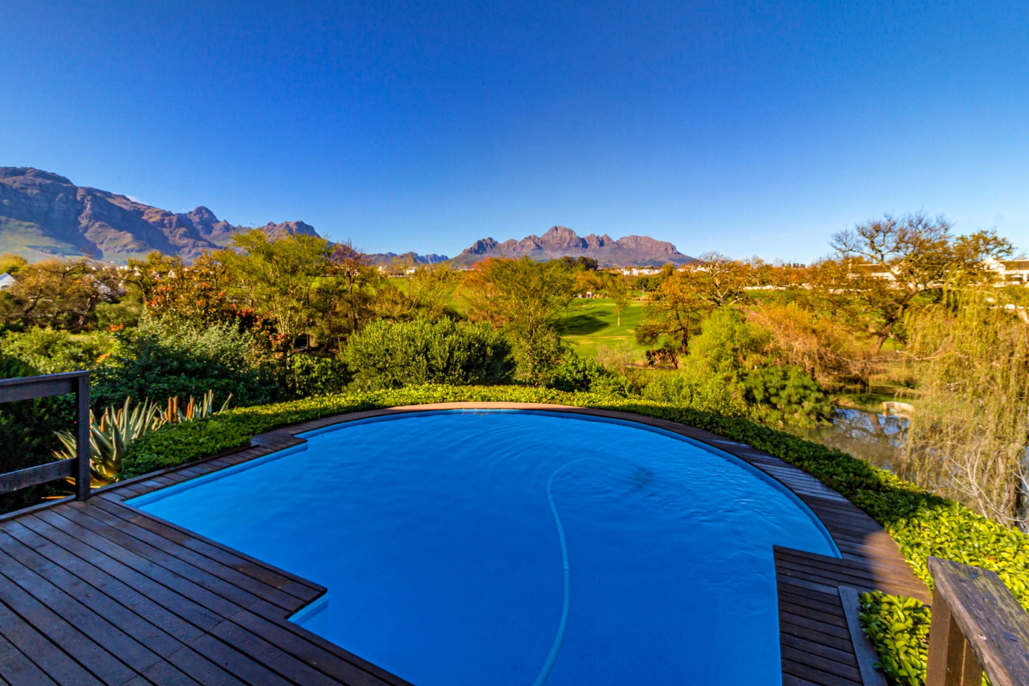 House for sale in De Zalze Winelands Golf Estate - ST1745551
