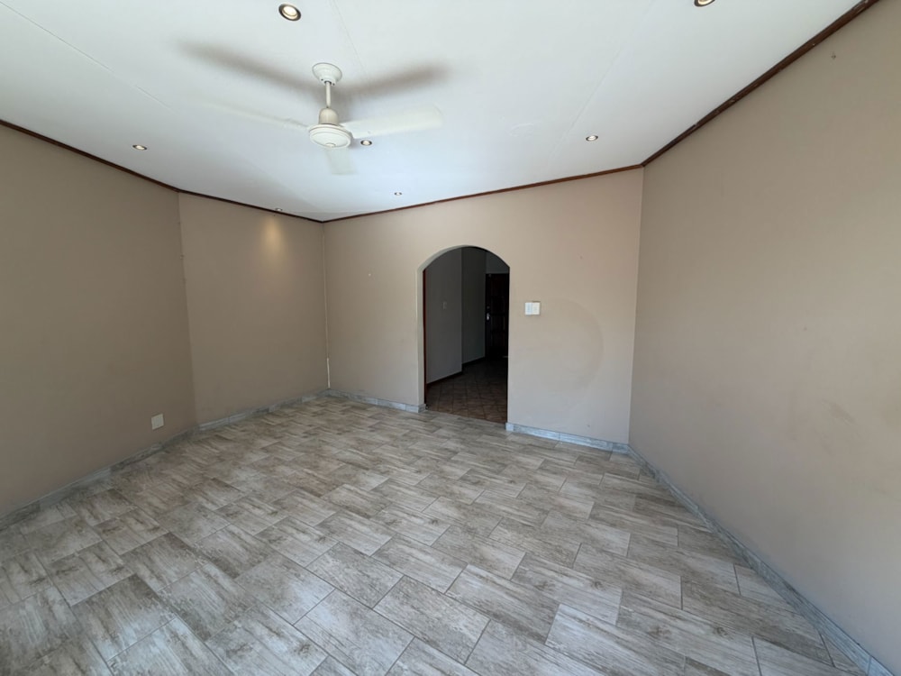 Townhouse to rent in Montrose - 1PM1746917