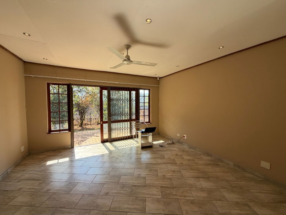 Townhouse to rent in Montrose - 1PM1746917