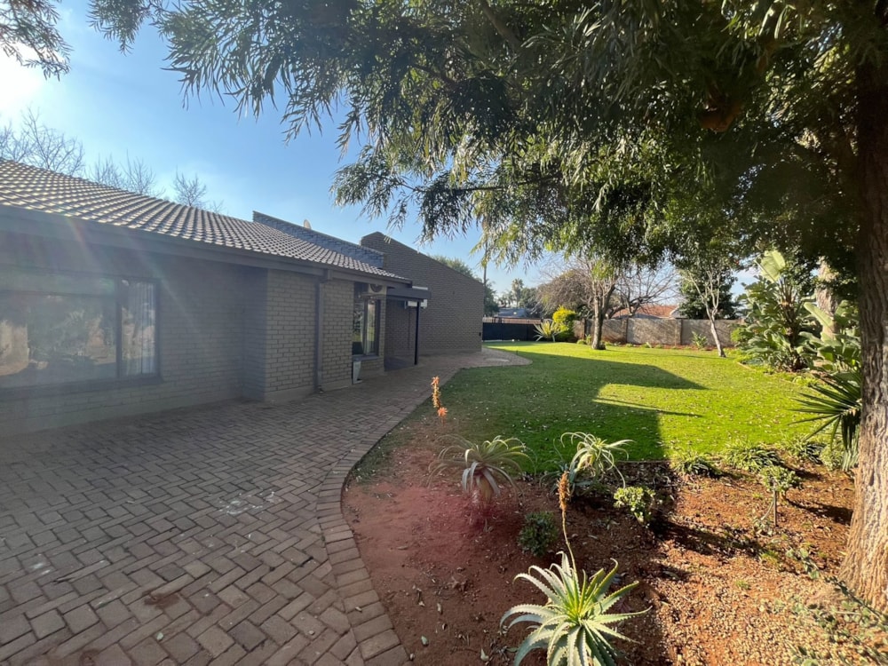 House for sale in Bendor Park - 1PS1744974