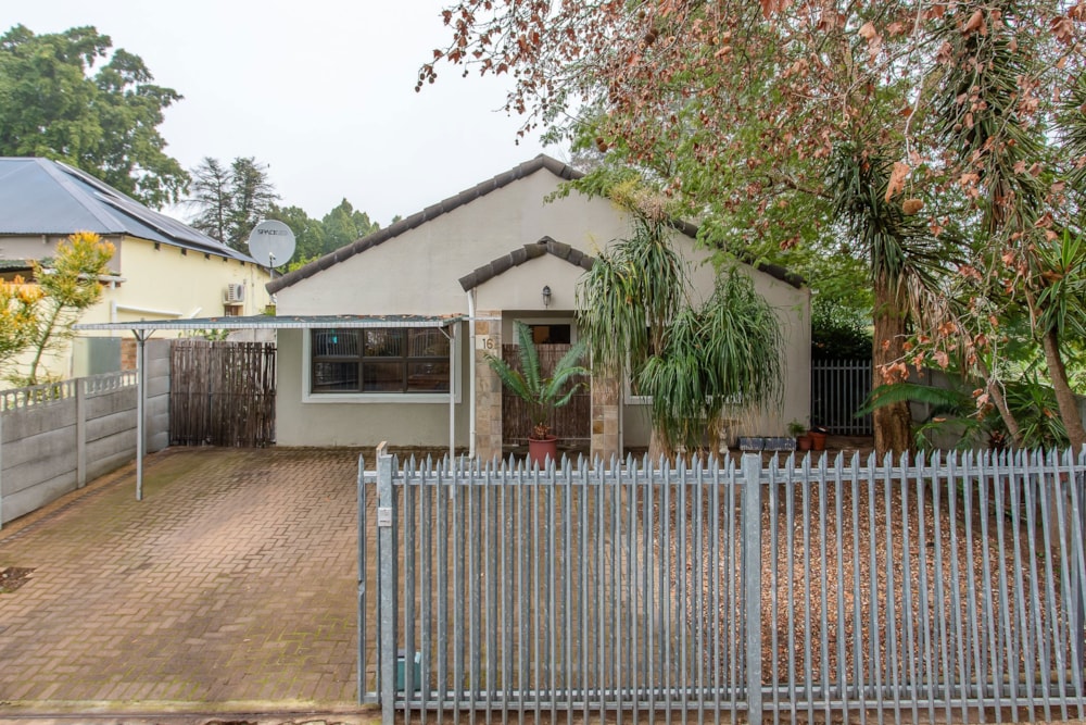 House for sale in Paarl - TK1745887 House for sale in Paarl - TK1745887