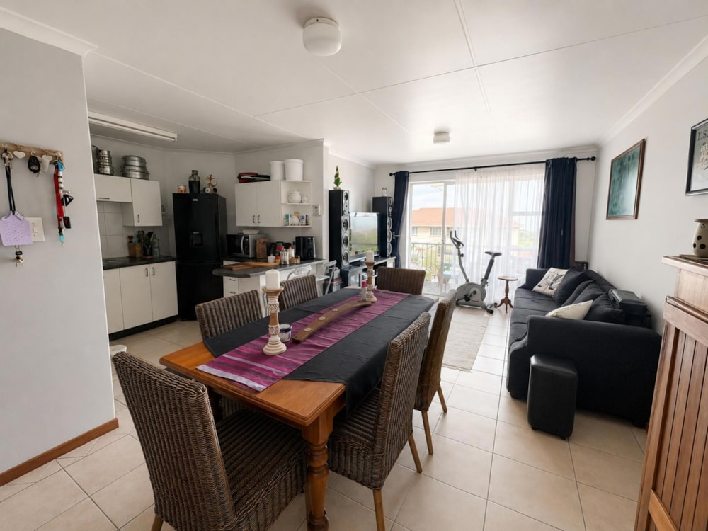 Apartment for sale in Bluewater Bay, Port Elizabeth, Gqeberha - 1PLZ1745155 Apartment for sale in Bluewater Bay, Port Elizabeth, Gqeberha - 1PLZ1745155