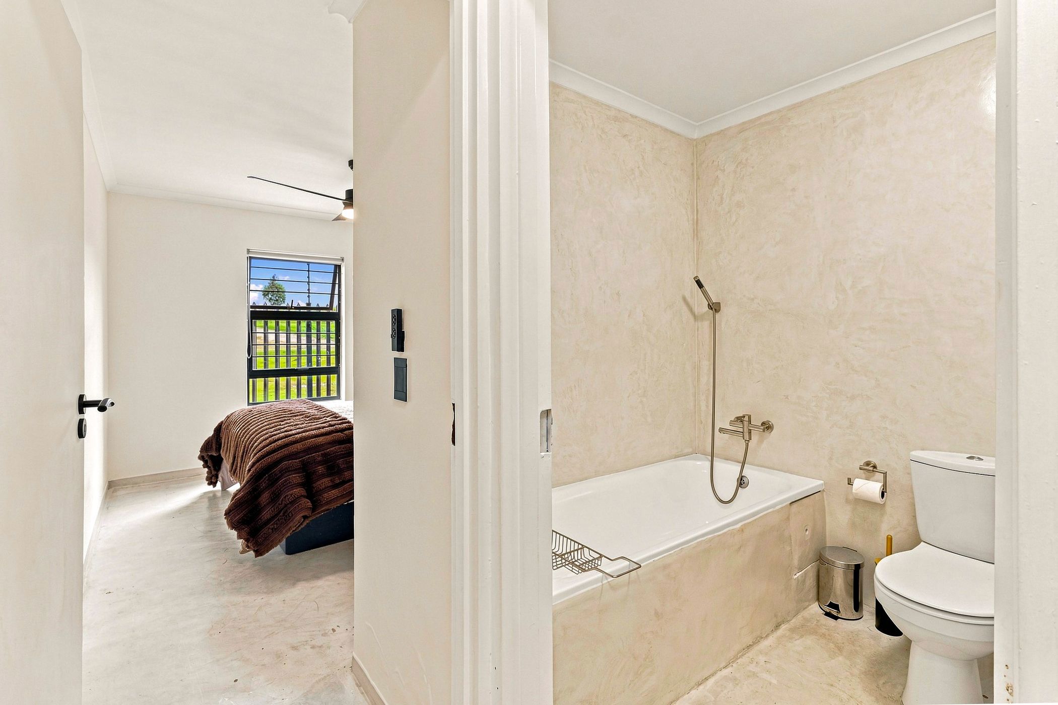Apartment sold in Fairview Golf Estate - SW1717172