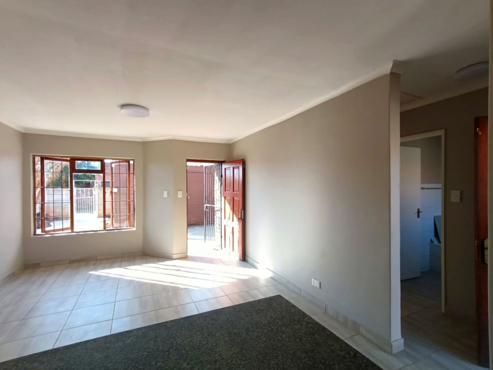 Townhouse to rent in Langenhovenpark - 1BX1744660 Townhouse to rent in Langenhovenpark - 1BX1744660