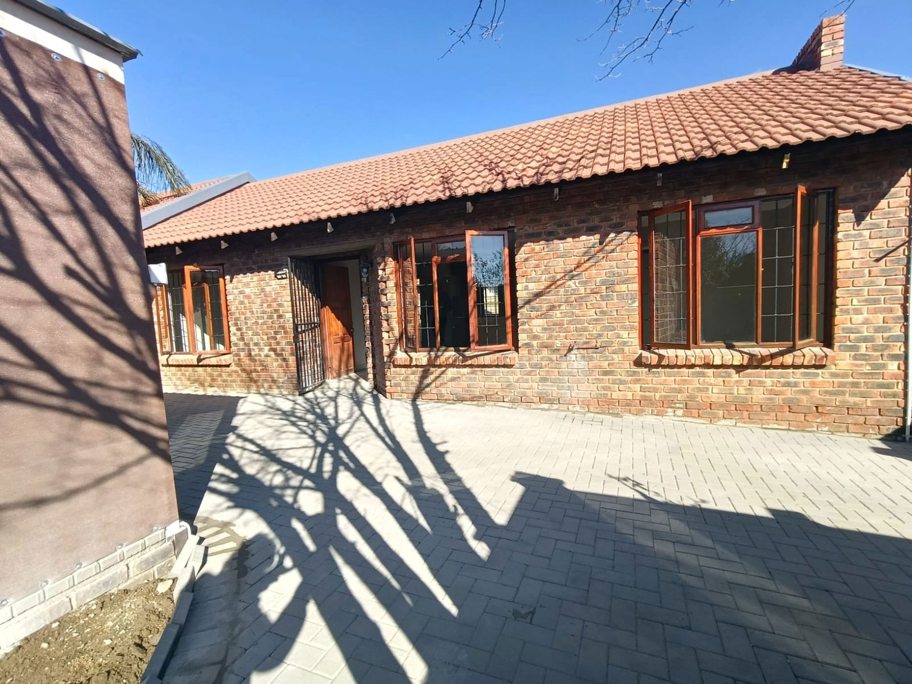 Townhouse to rent in Langenhovenpark - 1BX1744660