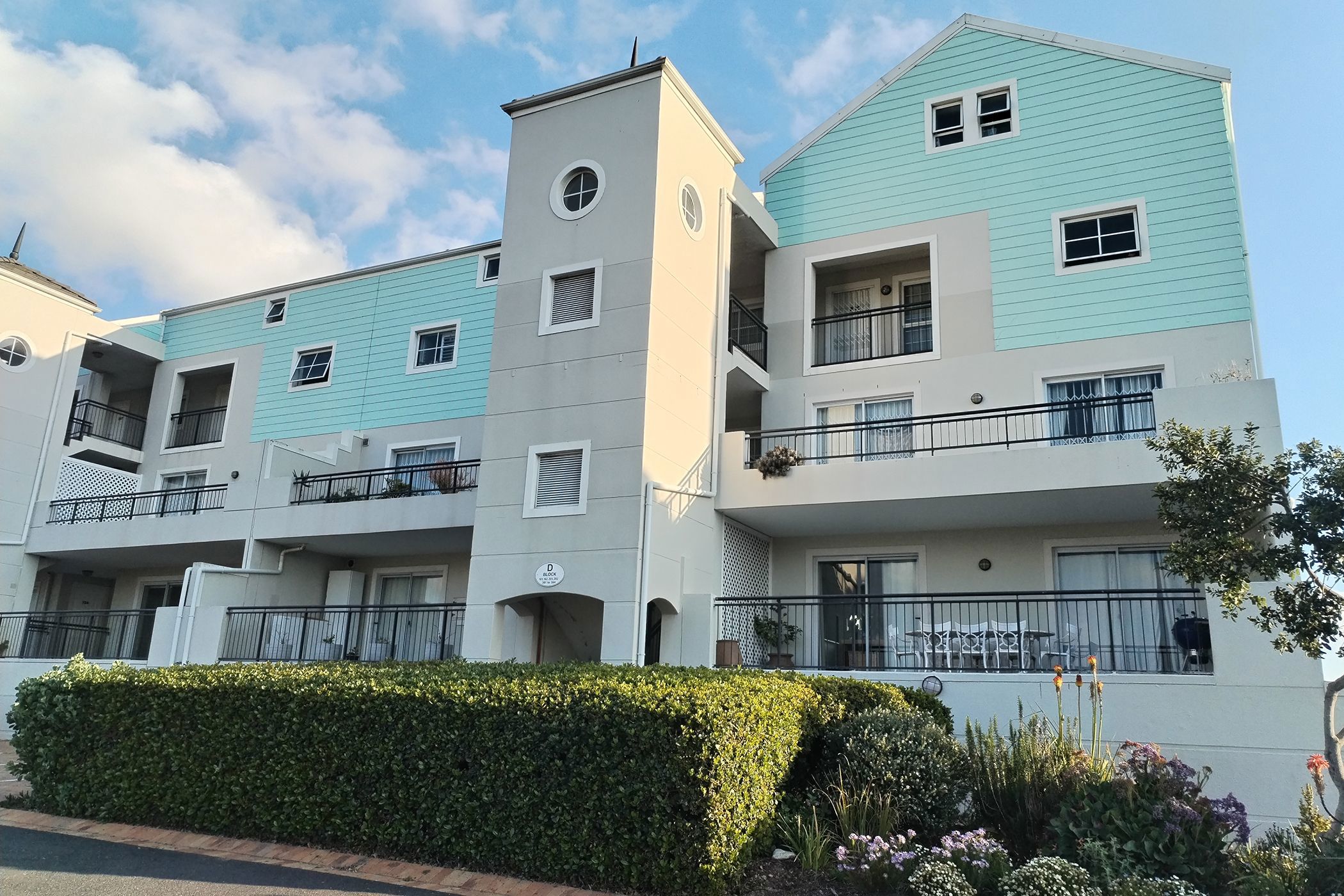 Apartment for sale in Royal Ascot - 1TV1746801