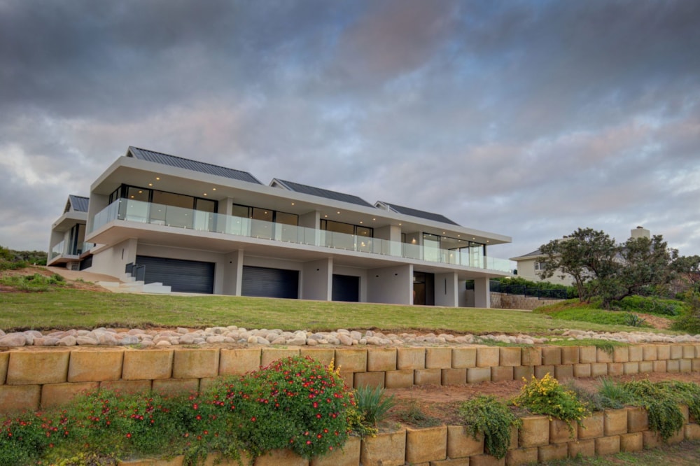 House for sale in Moquini Eco Estate - 1MB1738959