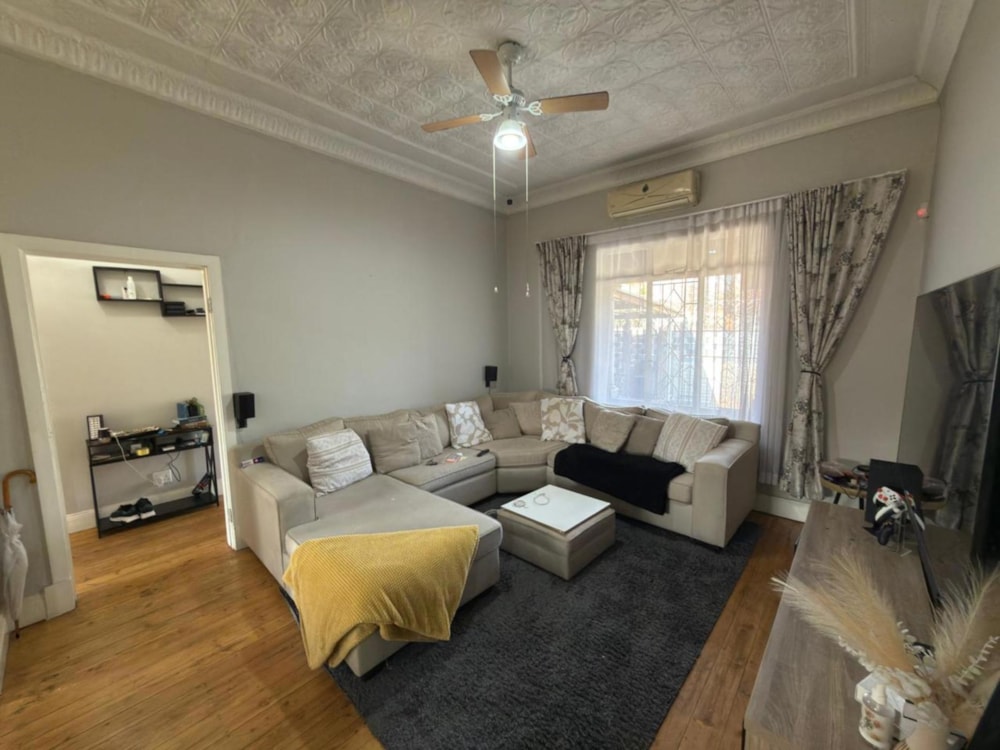 Semi-detached house for sale in Western Extension - EN1745764 Semi-detached house for sale in Western Extension - EN1745764