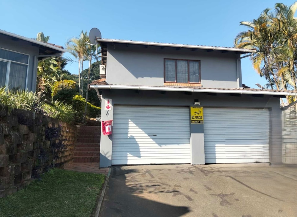 Townhouse for sale in Amanzimtoti - 1WB1745286 Townhouse for sale in Amanzimtoti - 1WB1745286