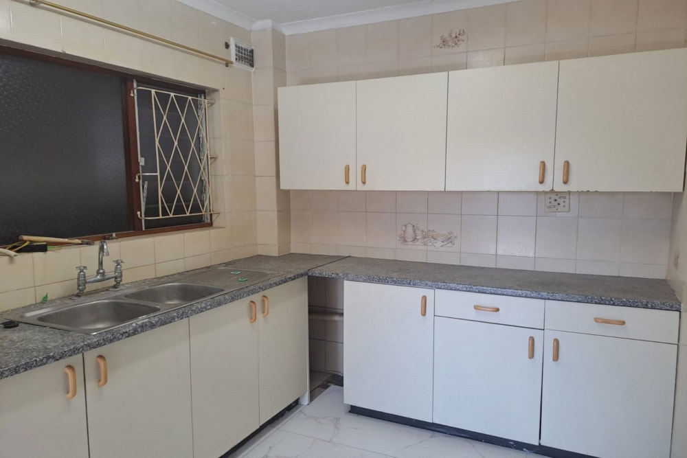 Apartment for sale in Amanzimtoti - 1WB1744687