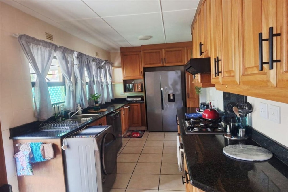 House for sale in Doon Heights - 1WB1747674 House for sale in Doon Heights - 1WB1747674