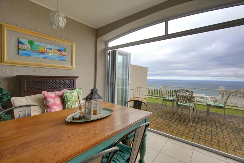 Apartment for sale in Pinnacle Point Golf Estate - 1MB1747271