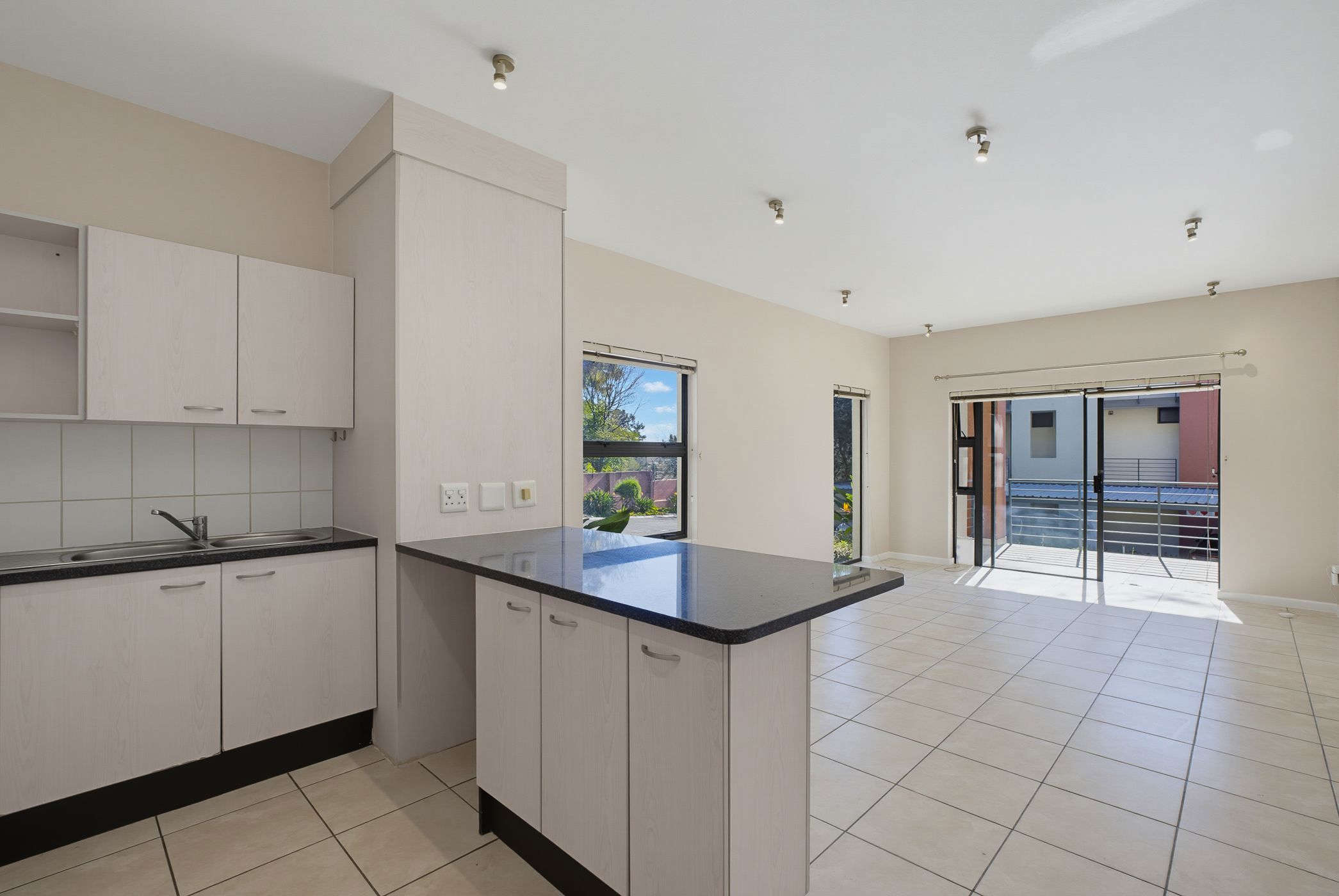 Apartment to rent in Bryanston - JBL1744044
