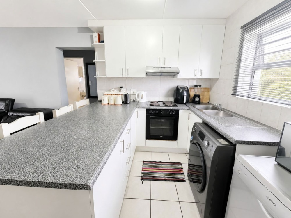 Apartment to rent in Vredekloof - 1BC1741872