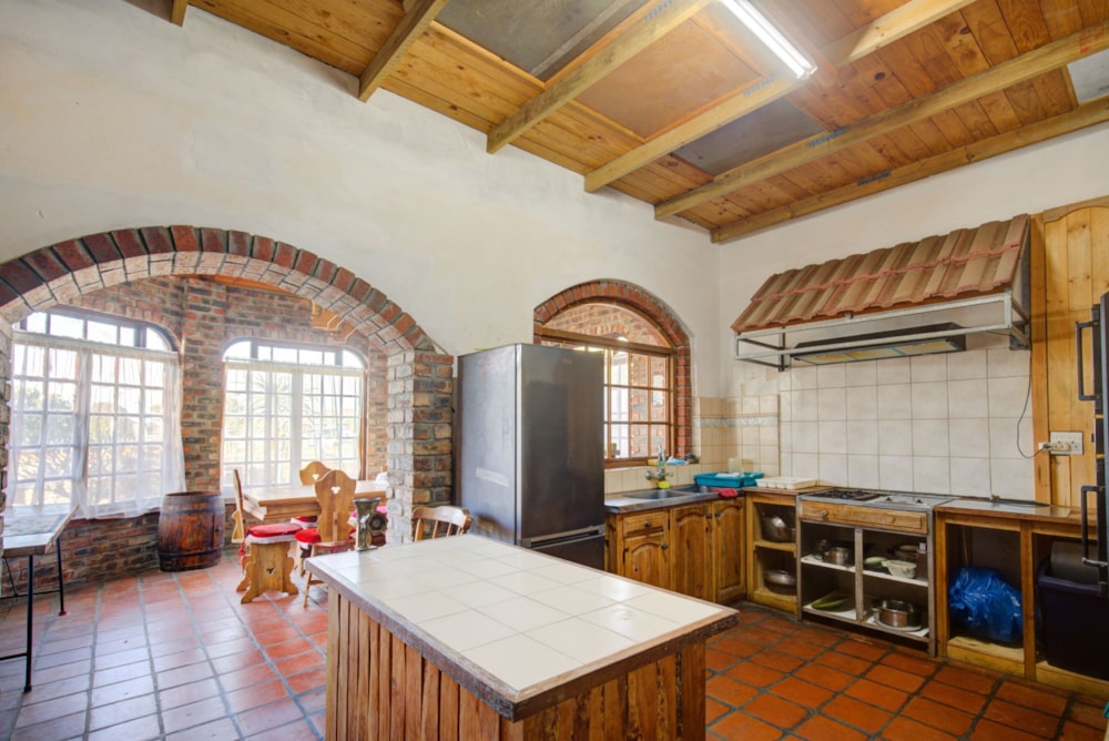 House for sale in Mossel Bay - 1MB1738697