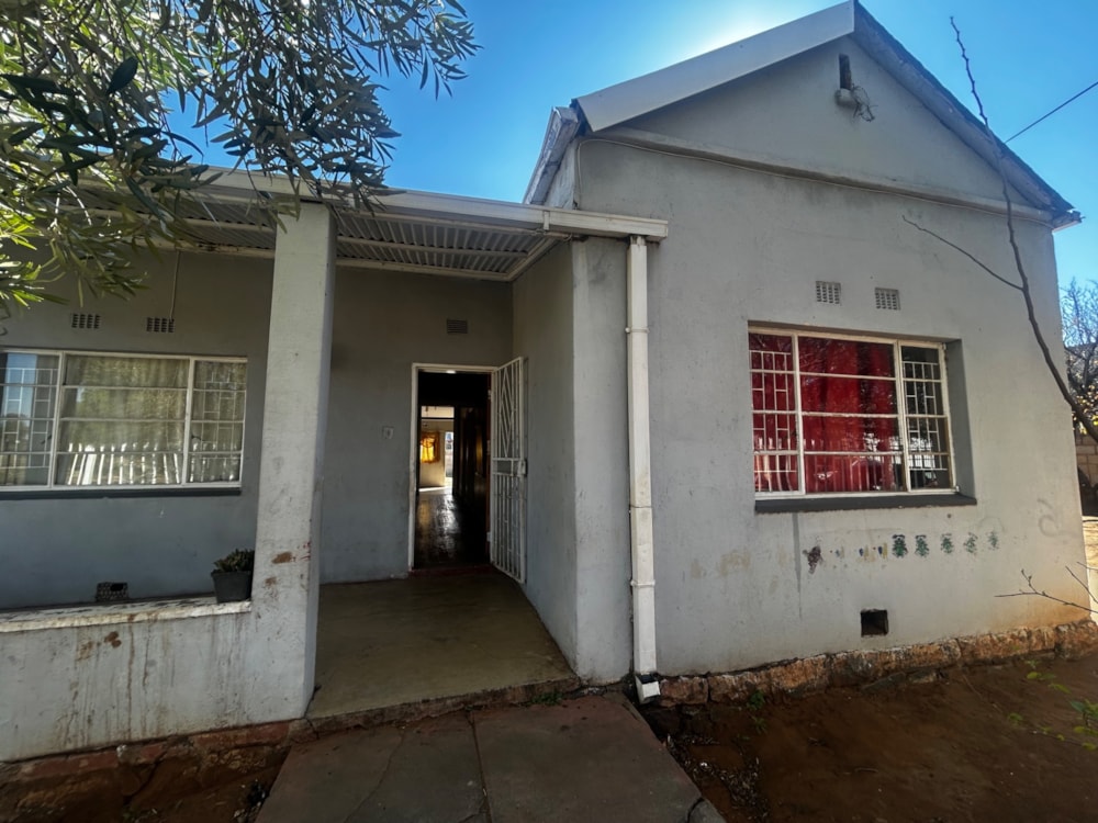 House for sale in Greenside, Kimberley - 1KJ1746136 House for sale in Greenside, Kimberley - 1KJ1746136