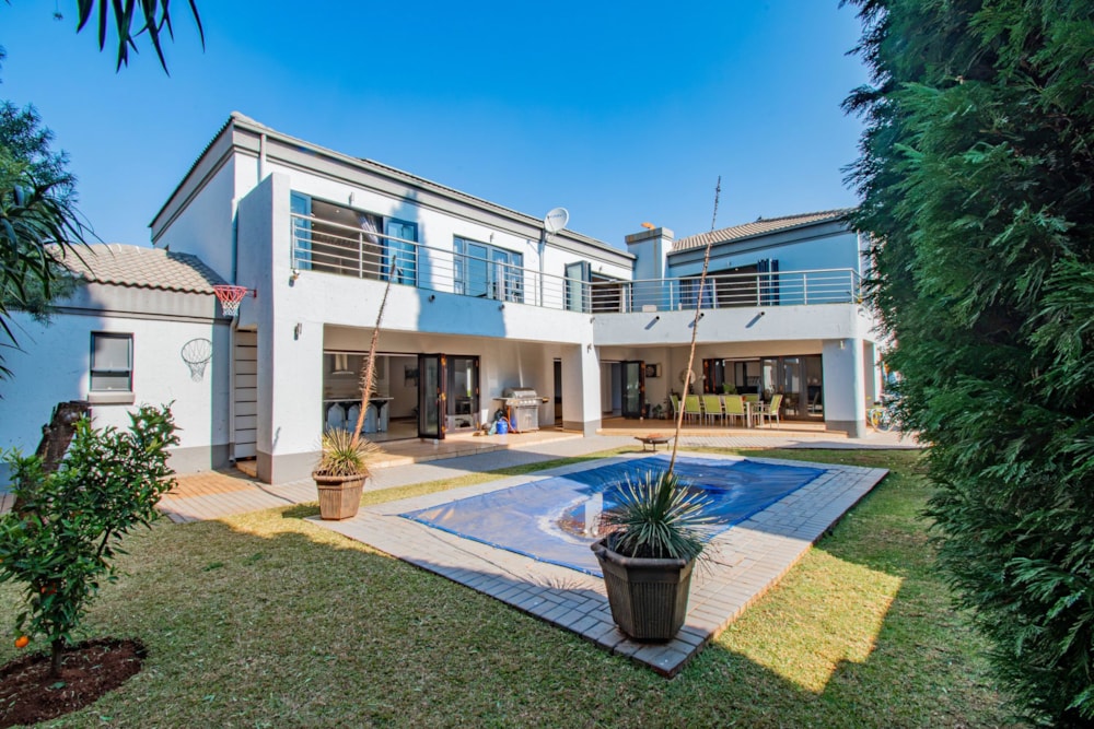 Security estate home for sale in Midstream Estate - CN1745801