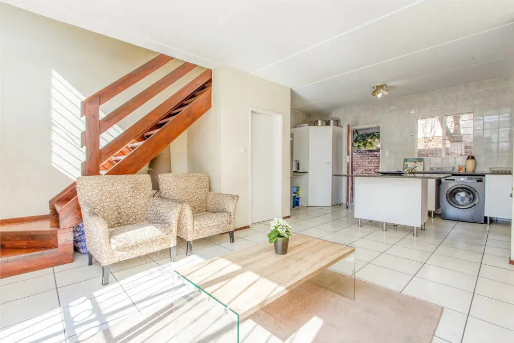 Townhouse for sale in Kyalami Hills - MR1745295 Townhouse for sale in Kyalami Hills - MR1745295