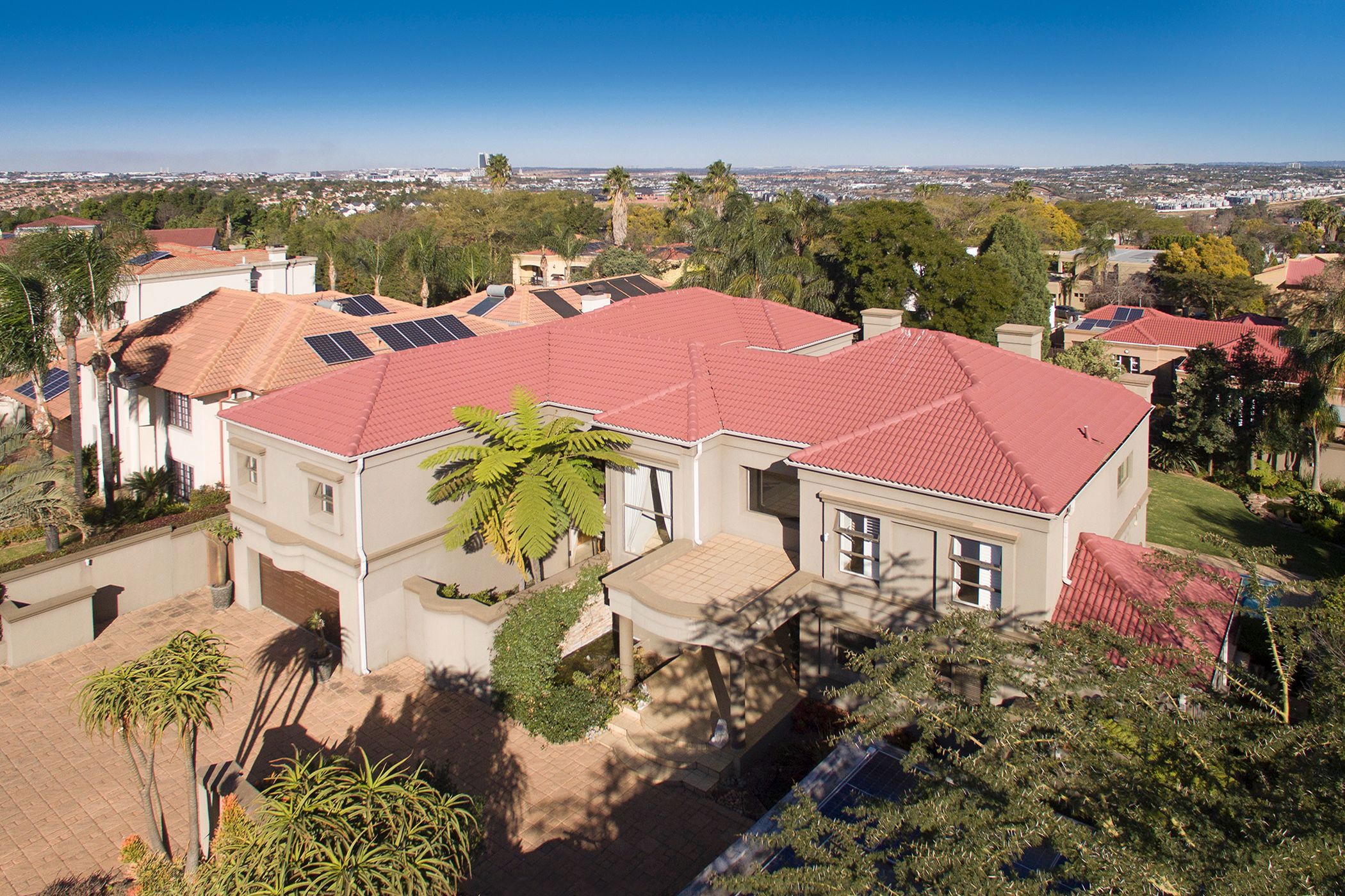 Double-storey house for sale in Kyalami Estates - MR1745167
