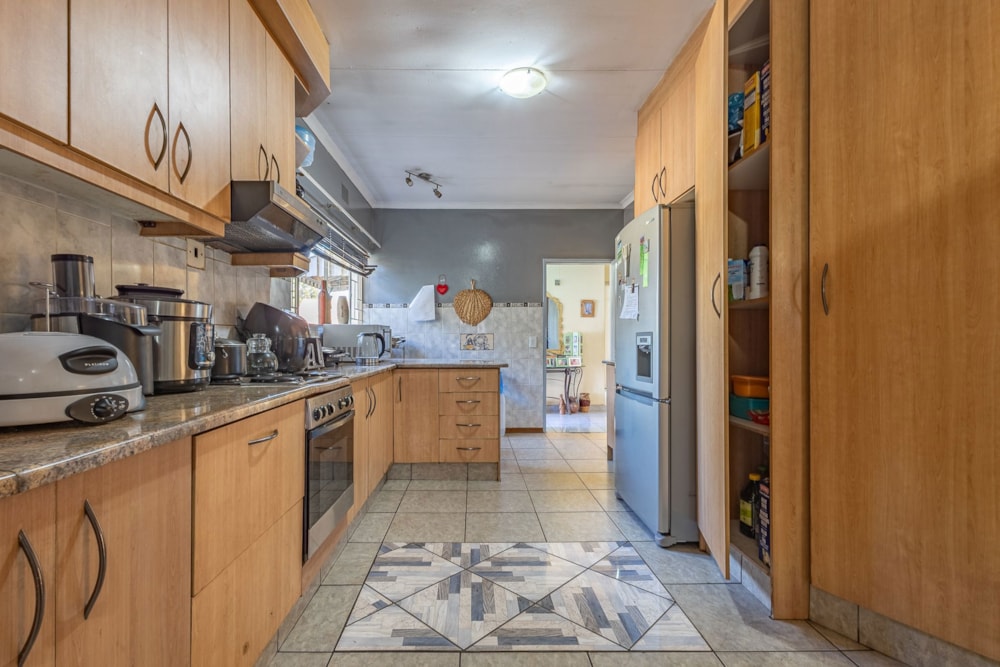 House for sale in Glen Marais - KTP1742175