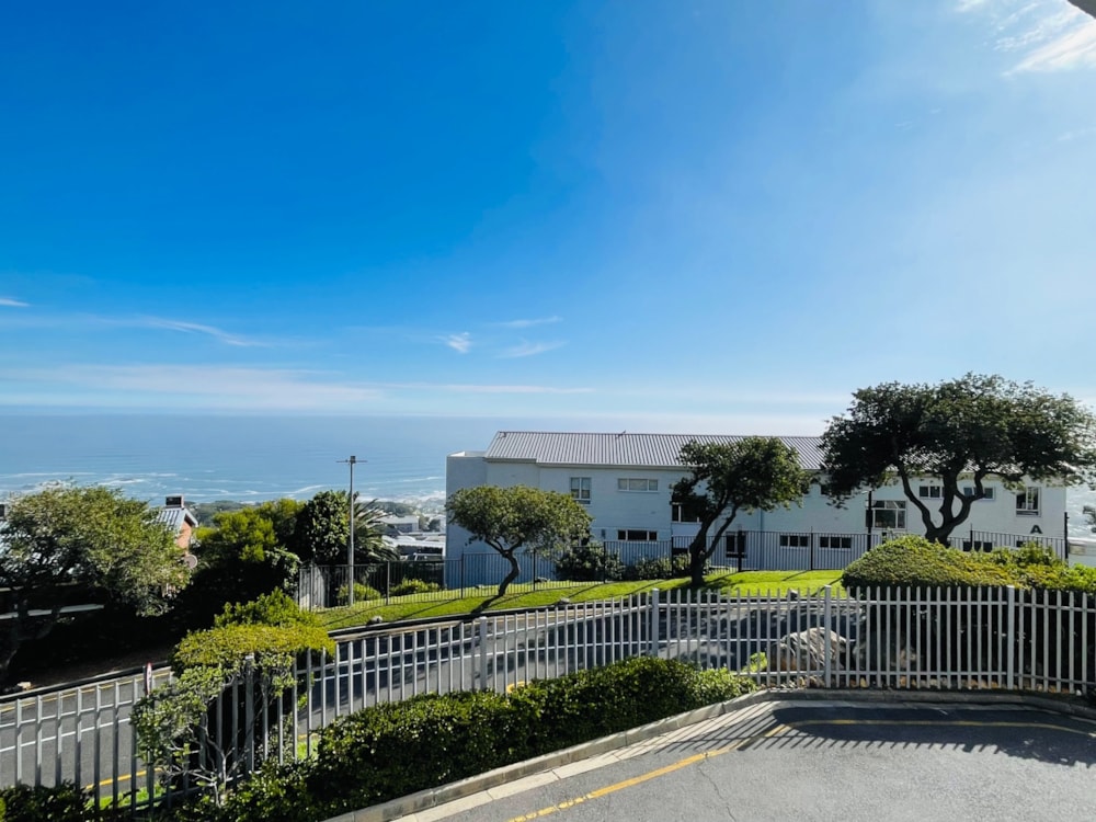 Apartment to rent in Camps Bay - BYL1746536 Apartment to rent in Camps Bay - BYL1746536