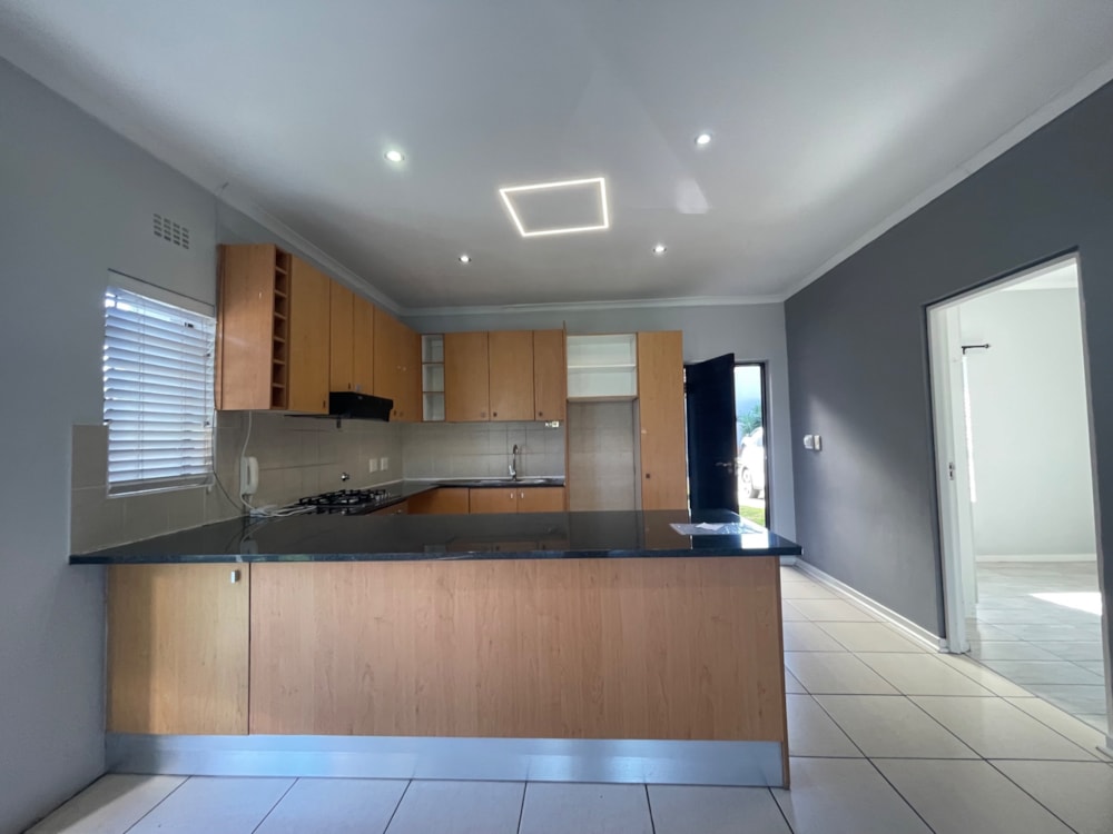 House to rent in Plattekloof - 1PLA1747374