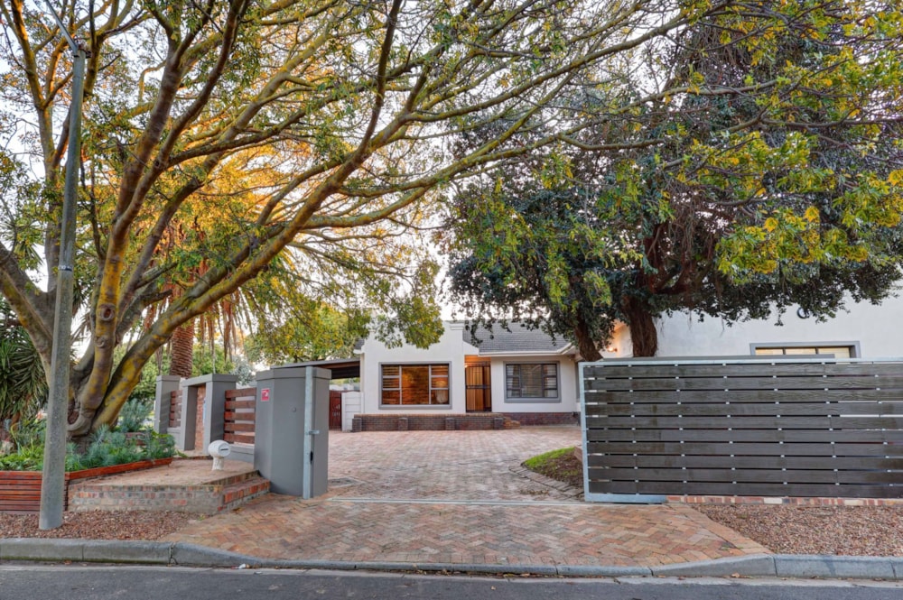 House for sale in La Rochelle, Bellville - DBV1747161 House for sale in La Rochelle, Bellville - DBV1747161