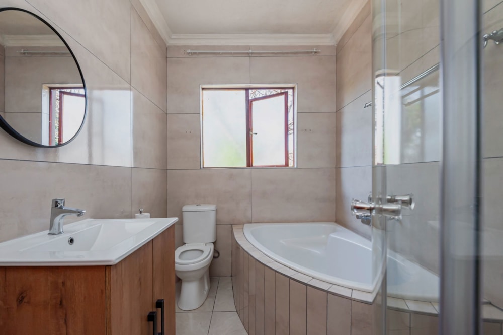 Townhouse for sale in Mondeor - 1GV1746973 Townhouse for sale in Mondeor - 1GV1746973