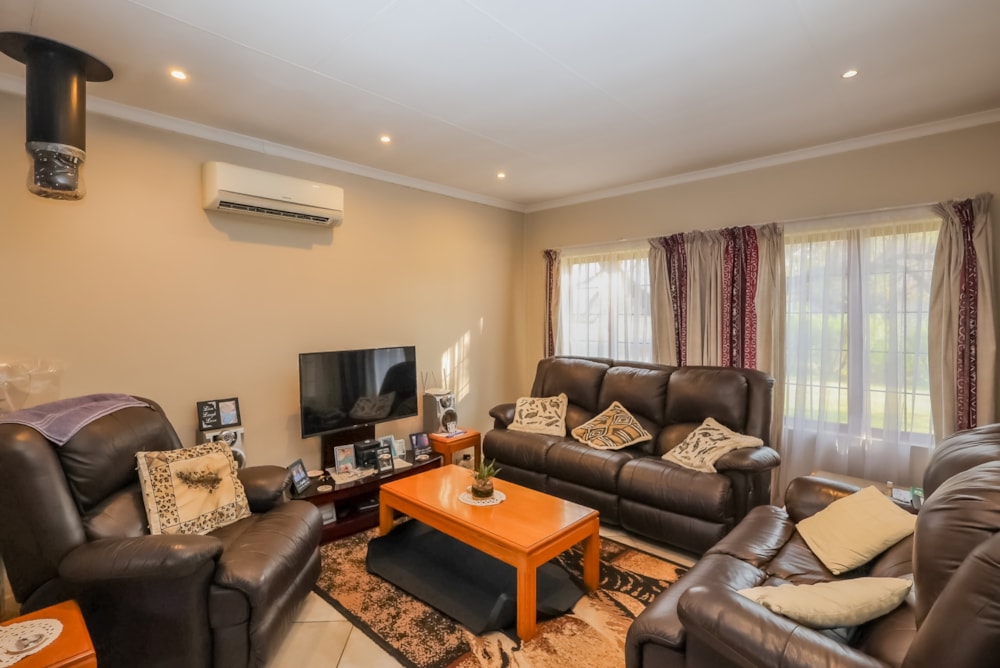 Townhouse for sale in The Coves - 1HR1744350 Townhouse for sale in The Coves - 1HR1744350