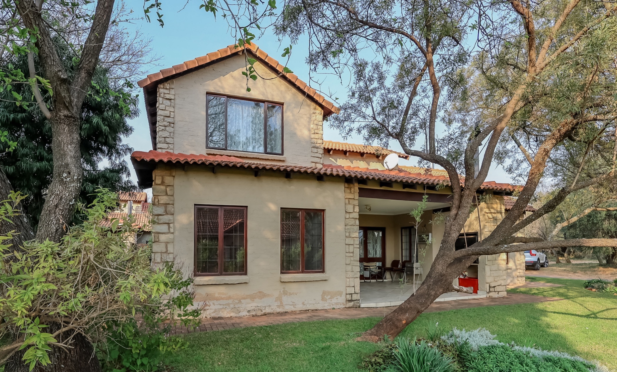 Townhouse for sale in The Coves - 1HR1744350