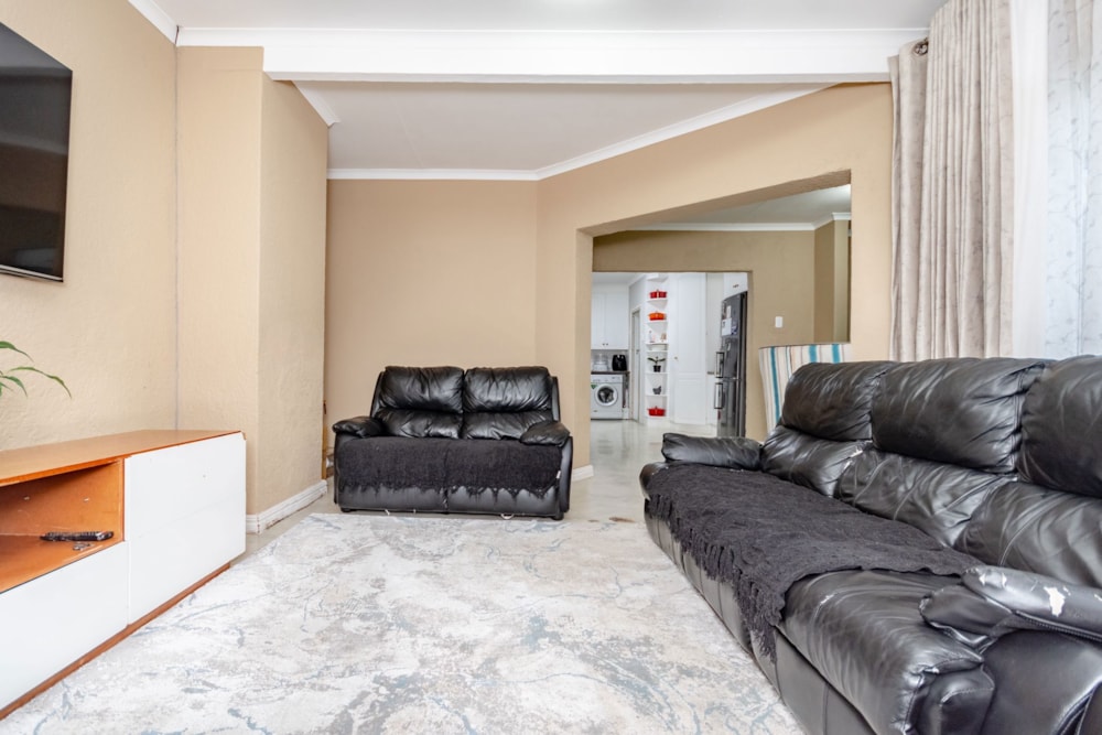 House for sale in Glen Marais - KTP1744960 House for sale in Glen Marais - KTP1744960