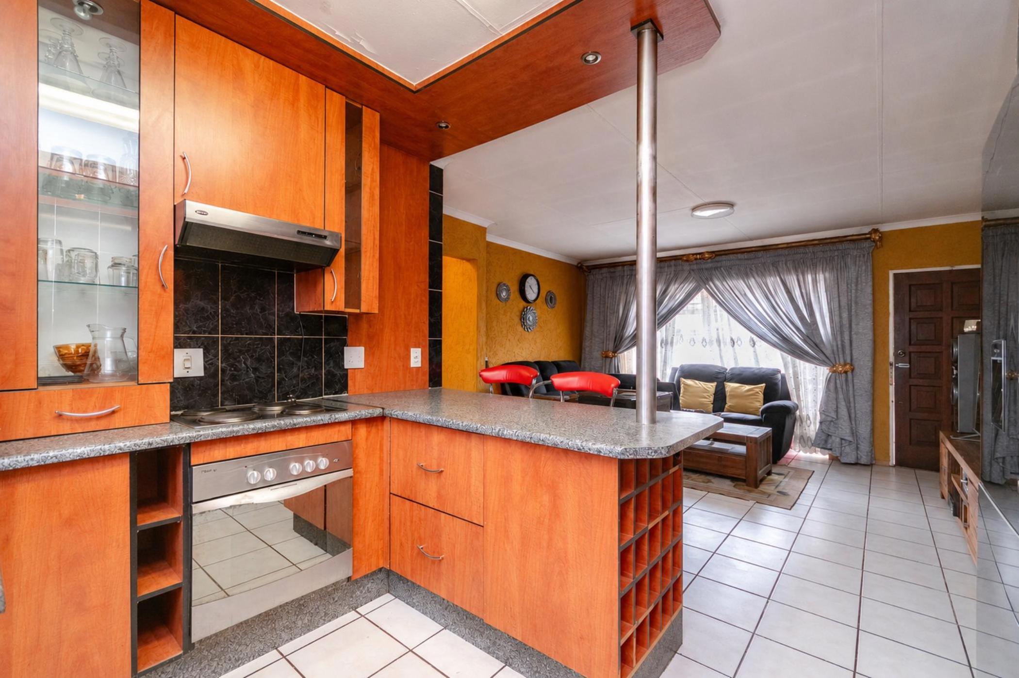 Apartment for sale in Birch Acres - KTP1746732