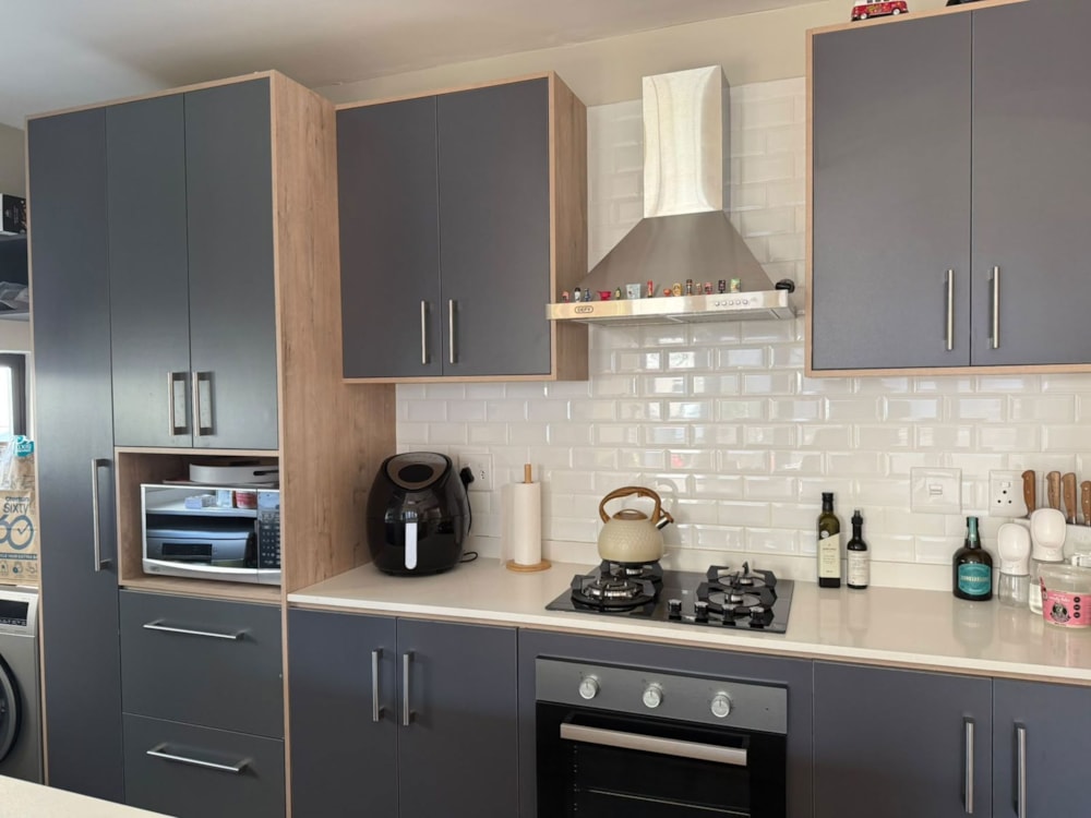 Townhouse for sale in Woodland Hills Bergendal - 1BX1747369
