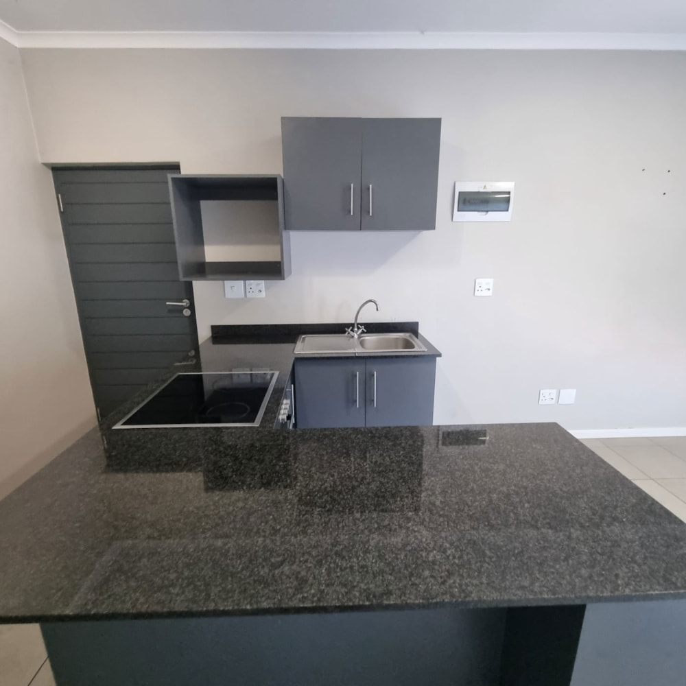Apartment to rent in Waterfall, Upper Highway - 1KF1746117 Apartment to rent in Waterfall, Upper Highway - 1KF1746117