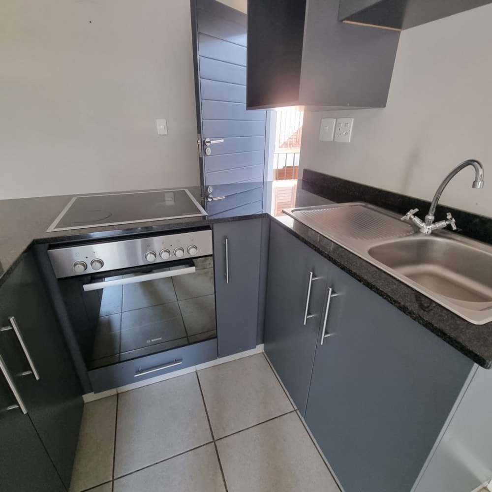 Apartment to rent in Waterfall, Upper Highway - 1KF1746117 Apartment to rent in Waterfall, Upper Highway - 1KF1746117