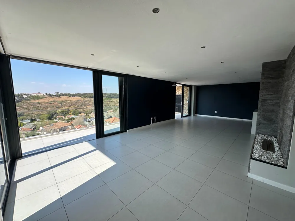 Apartment for sale in Waterkloof Ridge - PT1744729 Apartment for sale in Waterkloof Ridge - PT1744729