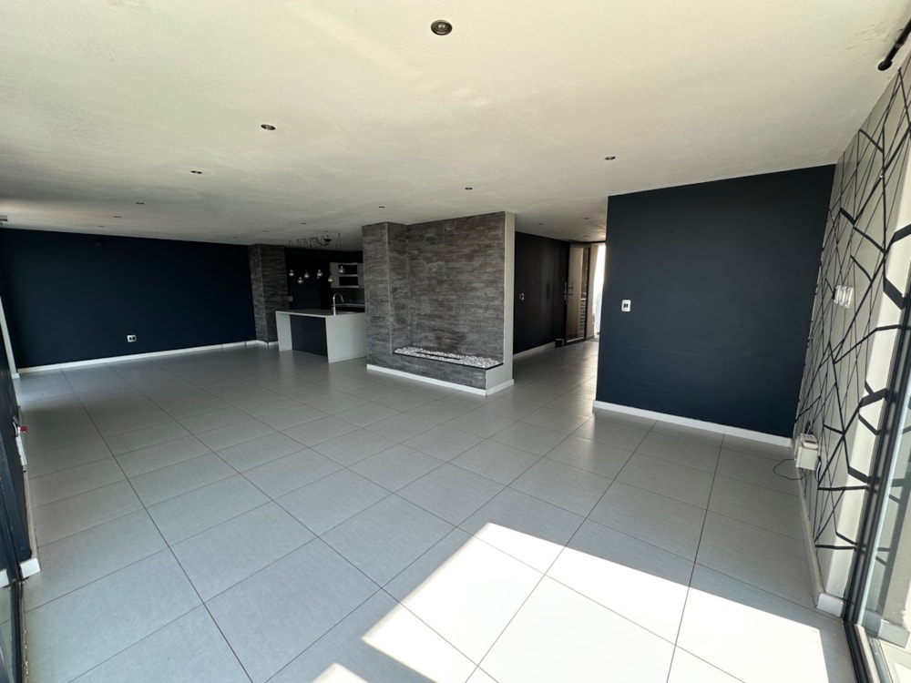 Apartment for sale in Waterkloof Ridge - PT1744729 Apartment for sale in Waterkloof Ridge - PT1744729