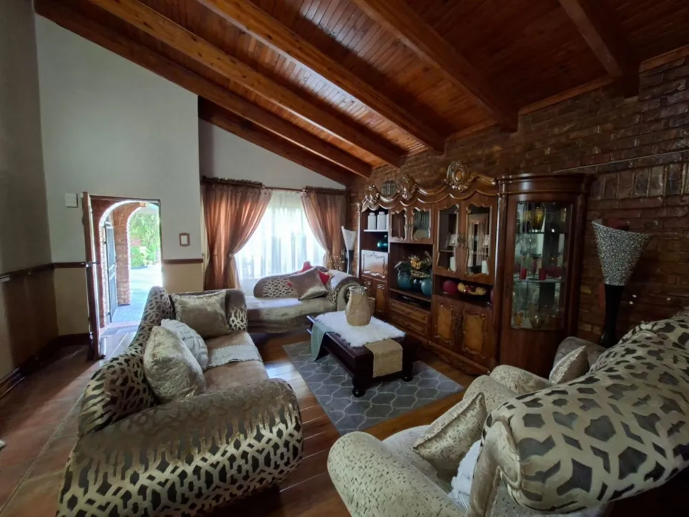 House for sale in Riebeeckstad, Welkom - 1WM1745209 House for sale in Riebeeckstad, Welkom - 1WM1745209
