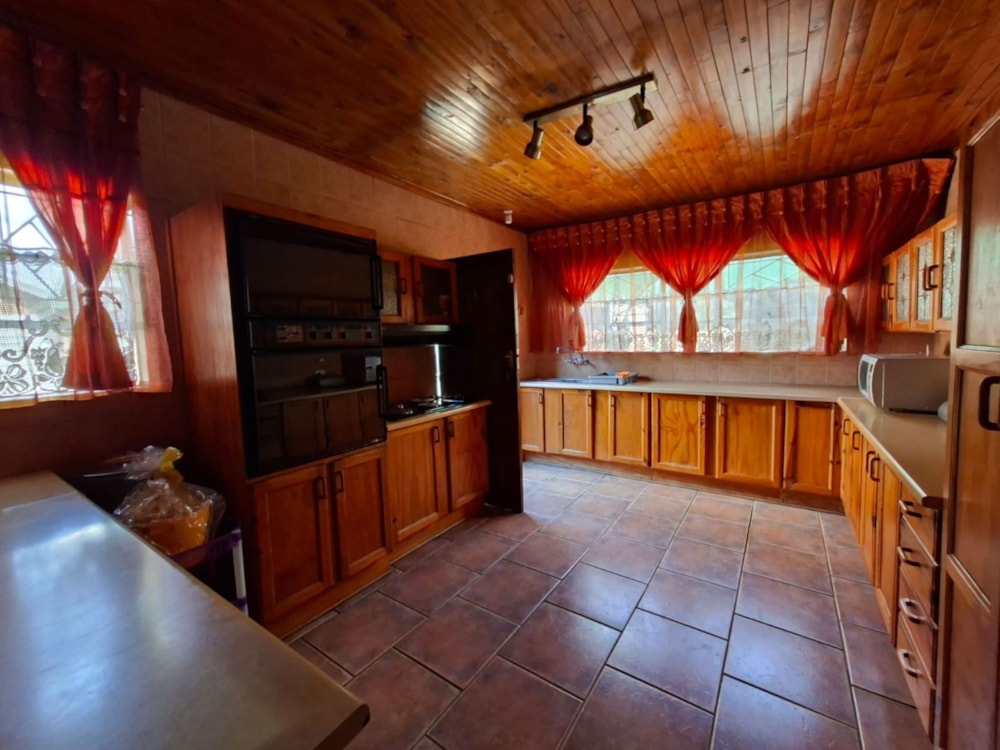 House for sale in Riebeeckstad, Welkom - 1WM1745209 House for sale in Riebeeckstad, Welkom - 1WM1745209