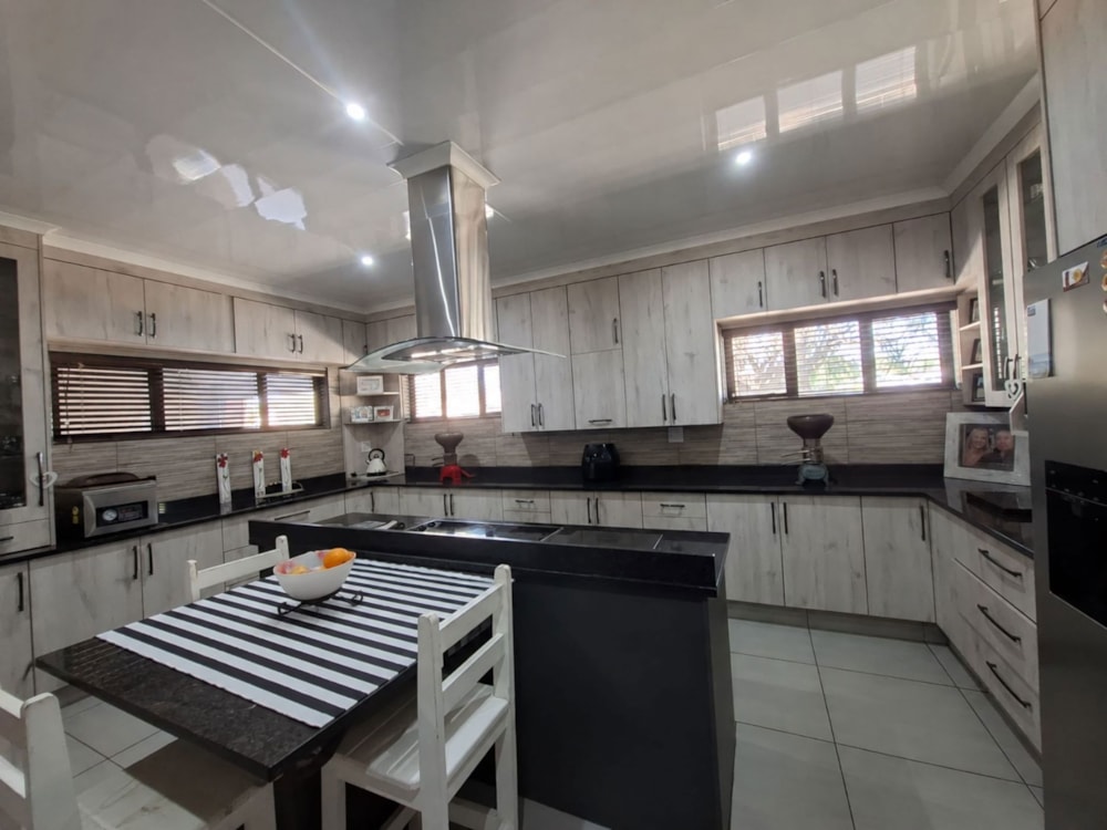 House for sale in Jan Cilliers Park - 1WM1744608 House for sale in Jan Cilliers Park - 1WM1744608