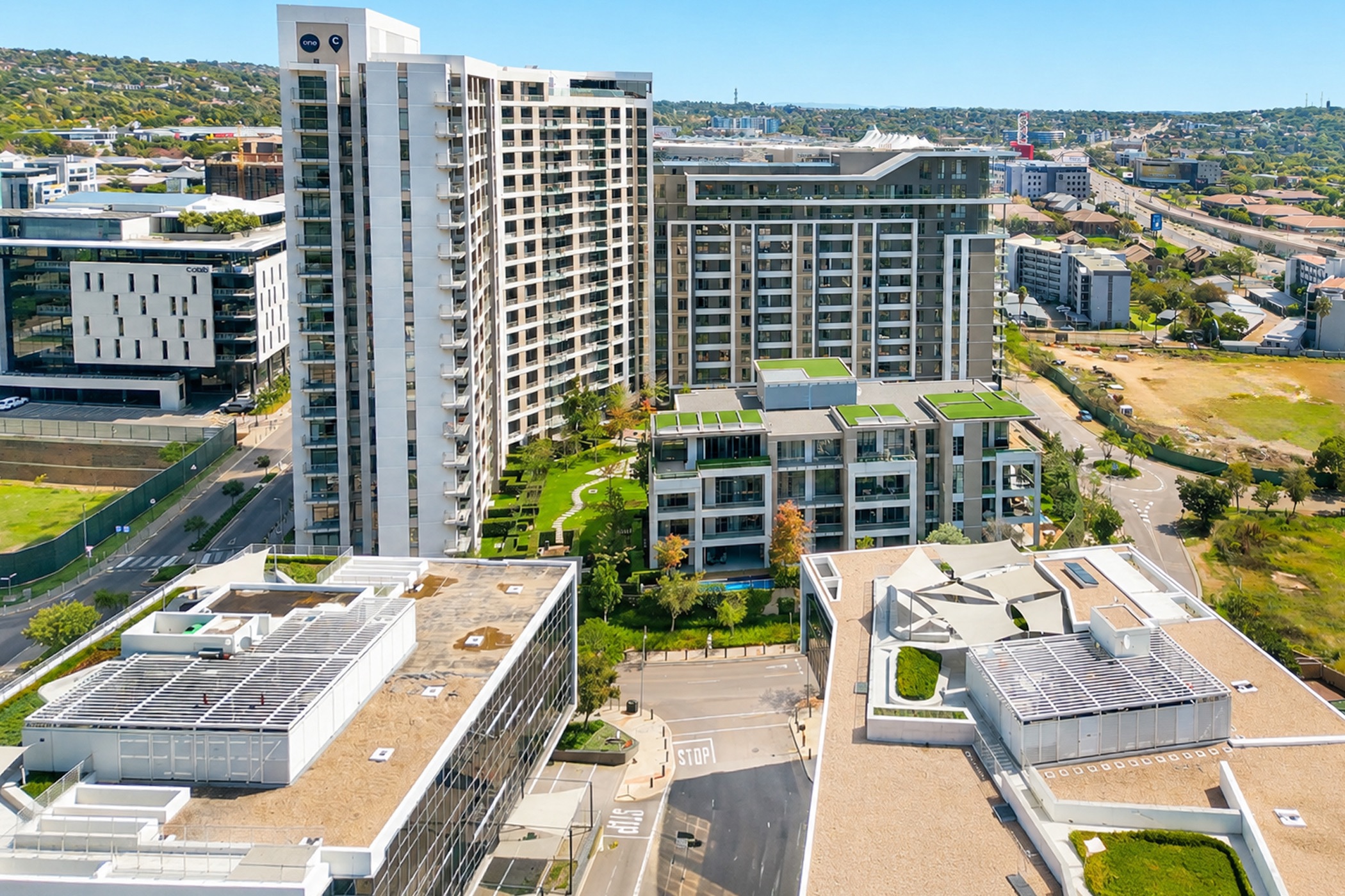 Apartment for sale in Menlyn - PT1628020