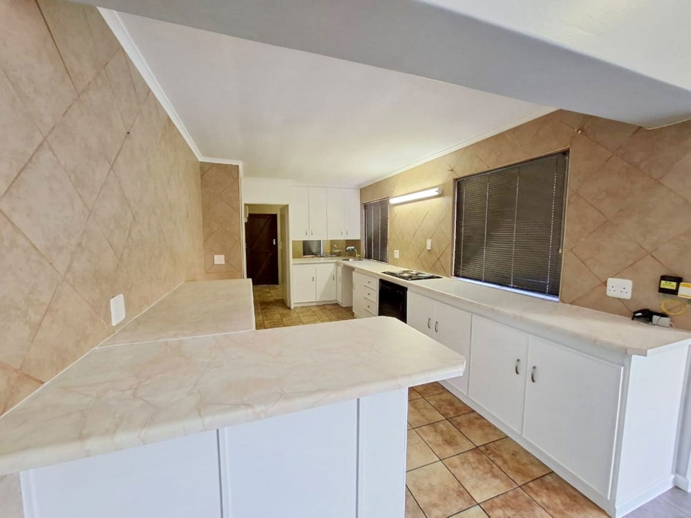 House to rent in Bayview, Hartenbos - 1MB1738703 House to rent in Bayview, Hartenbos - 1MB1738703