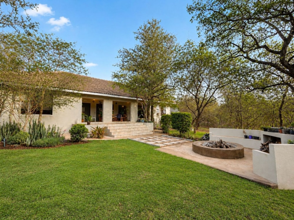 House to rent in Hoedspruit Wildlife Estate - 1HS1745008 House to rent in Hoedspruit Wildlife Estate - 1HS1745008