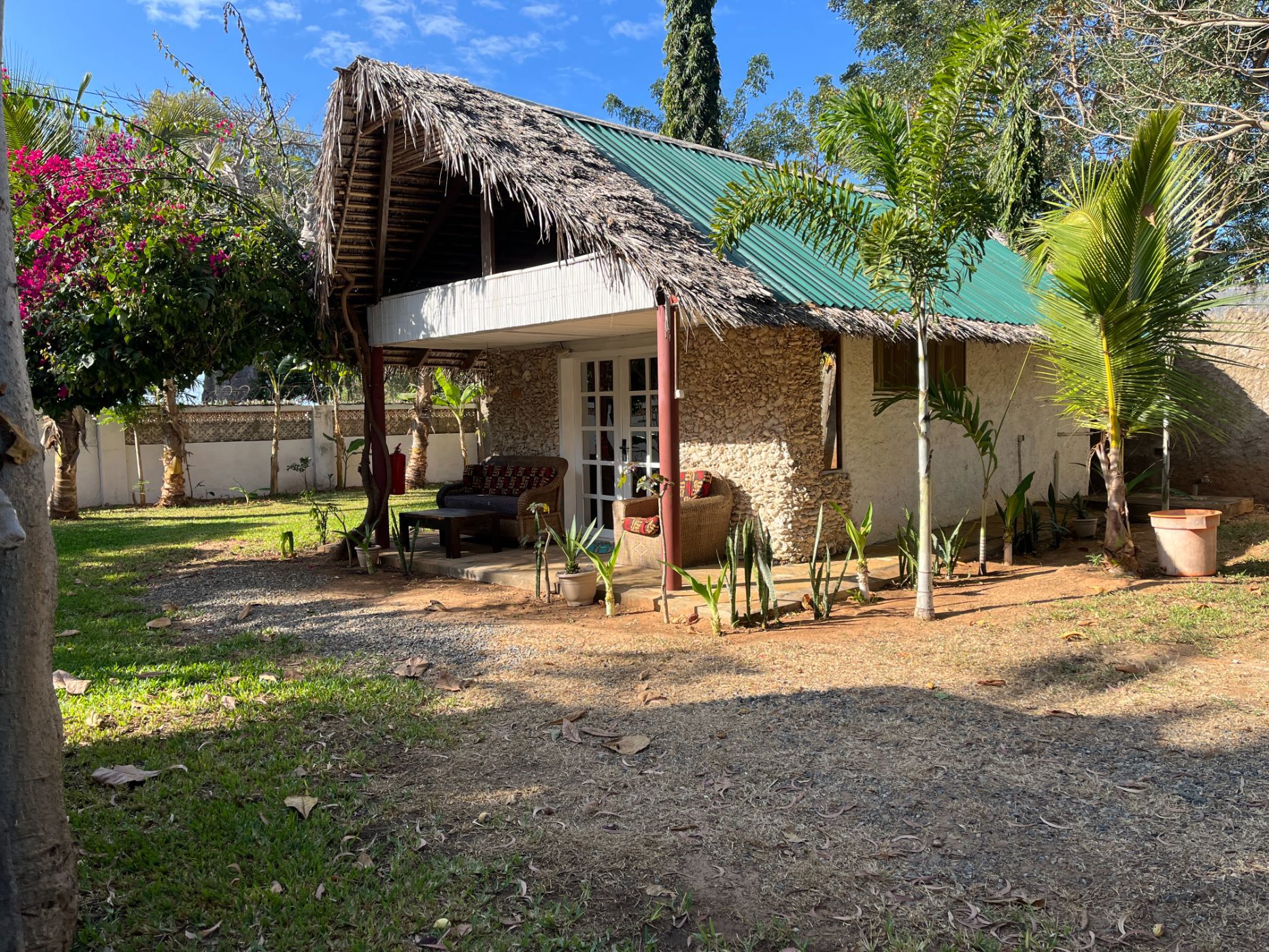 Guesthouse to rent in Pemba, Cabo Delgado, Mozambique - 3MQ1674825