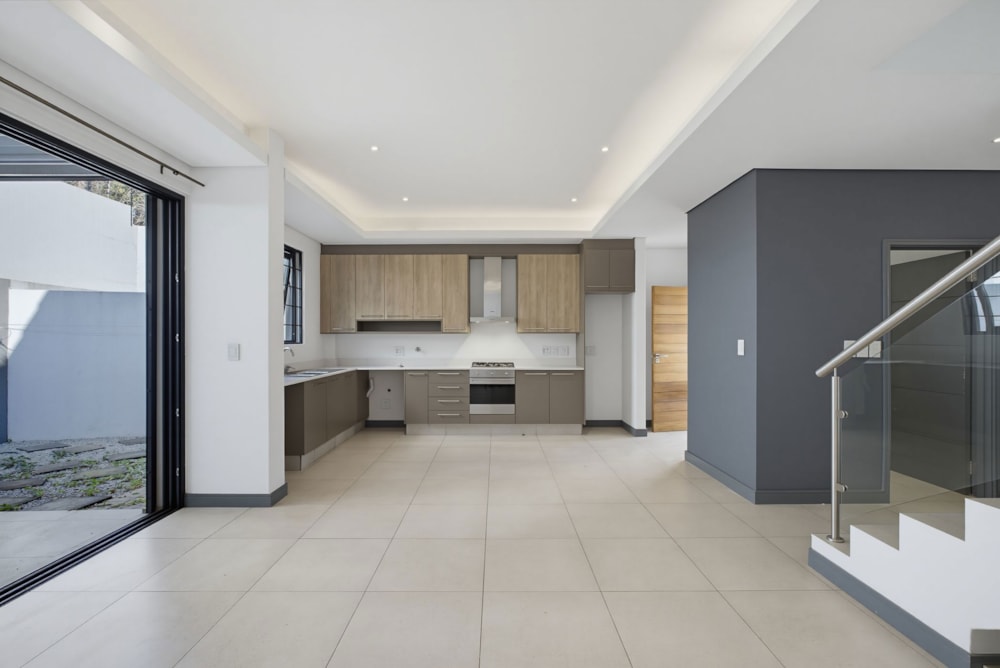 Townhouse to rent in Bryanston - JBL1739302 Townhouse to rent in Bryanston - JBL1739302