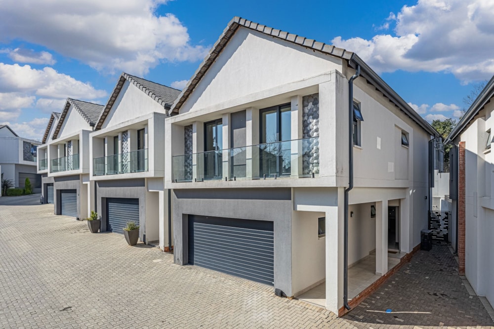 Townhouse to rent in Bryanston - JBL1739302 Townhouse to rent in Bryanston - JBL1739302