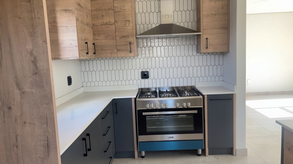 Townhouse for sale in Somerton Estate - 1BX1682674 Townhouse for sale in Somerton Estate - 1BX1682674